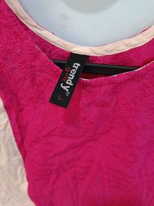 Pink Textured Sleeveless Top L