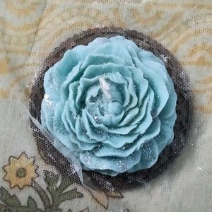 Handmade Rose 3 Candles With Stand