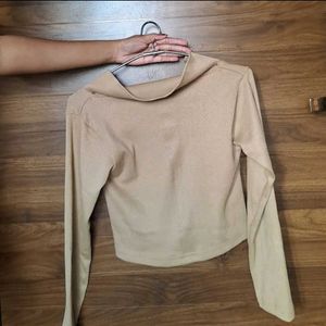 Beige V-Neck Crop Top