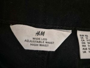 H&amp;M Straight Fit High Waist Black Jeans