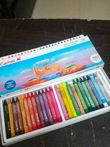Arts &amp; Crafts Set: Crayons &amp; Colored Pencils