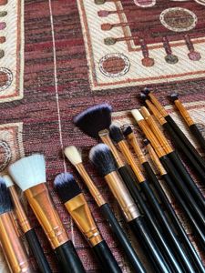 Makeup Brush Set - 14 Piece