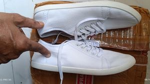 Girls Shoes Used