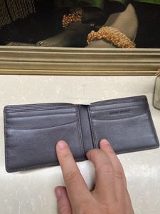 Banana Republic Wallet. UNISEX
