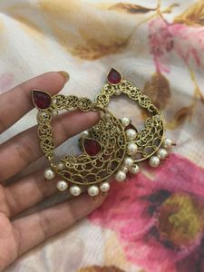 Elegant Red Stone Earrings