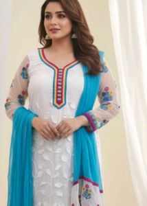Floral Embroidered Salwar Kameez