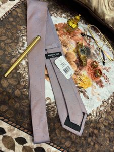 Authentic Kenneth Cole Tie