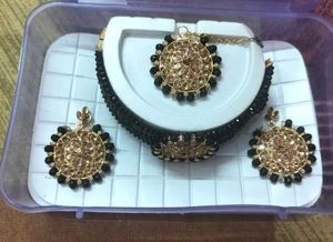 Neckless Set