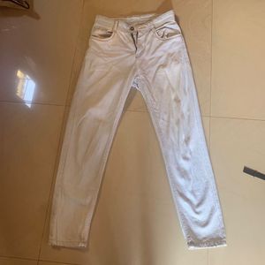 Light Wash Denim Jeans