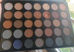 Morphe Eyeshadow Palette 35 colors