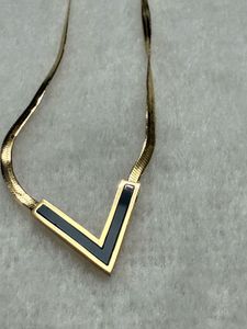 Minimalist V Pendant Snake chain Necklace