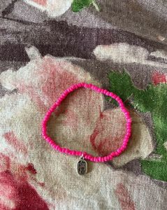New Seed Beads Neon Pink Charm Bracelet