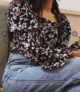 Floral Print Crop Top