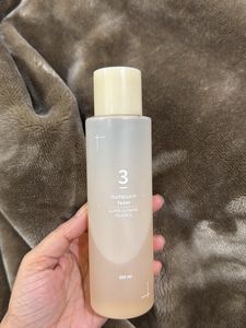 numbuzin No.3 Super Glowing Essence Toner