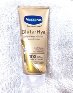 Vaseline Gluta-Hya Flawless Glow Lotion for Face &