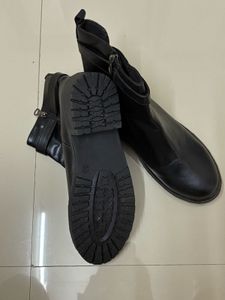 Chelsea Boots