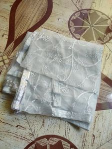 Nayra Suit With Dupatta