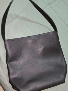 Elegant Shoulder Bag