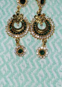 Necklace Chain And Two Piece Earings Set