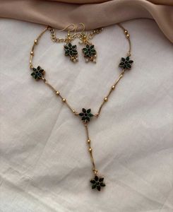 Reversible Neck Set