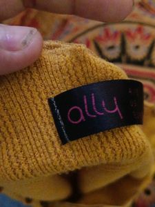 Mustard Top And Muti Colour Cap