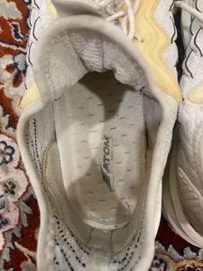 Rapidbox White Sneakers