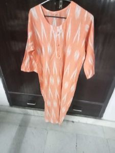 Beautiful Straight Kurti
