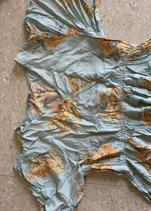 V-neck max Dress