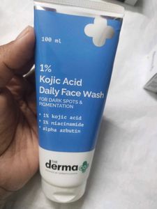 The Derma Co. 1% Kojic Acid Face Wash