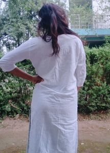 White Embroidered Kurta