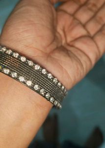 Sparkling Bangle Bracelet