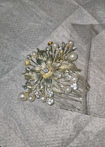 Necklace &amp; Beautiful Hair Clip (Combo Offer)
