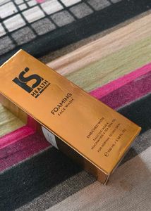 Health Store FOAMING FACE WASH