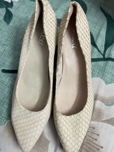 Cream Snakeskin Pointed Heels