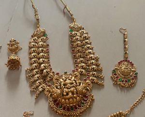 Elegant Gold-Plated Jewelry Set