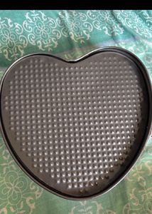 Round Cake Pan And Heart Shaped