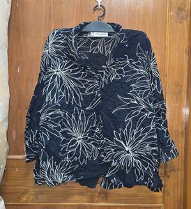 floral shirt