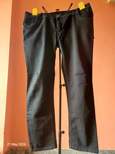 ◼️◼️ Black Skinny Jeans