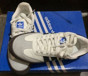 Adidas Samba Classic Sneakers