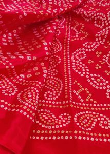 Bandhani Saree - Traditional Elegance