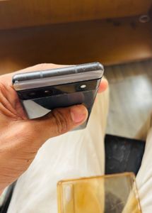 Google Pixel 6a - Black