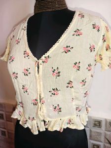 🎁Buy 1, Get 1 Free🎁 Size S/ M Floral Print Top