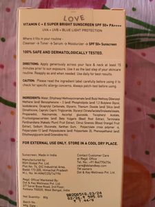 80g  Dot And Key Vitamin C sunscreen