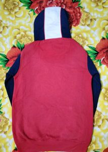 Nike Red Hoodie For Men With Classic Look