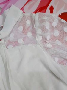 (1100)White Polka Dot Sheer Sleeve Blouse