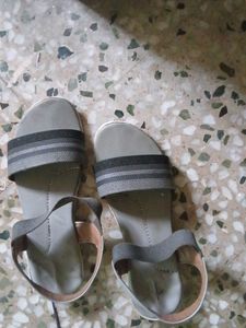 Set Of 2 Slippers For  Needy Or Donation