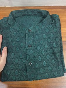 Green Patterned Button-Up Kurta