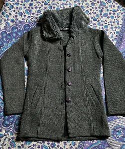 Heavy winter coat for stylish look
