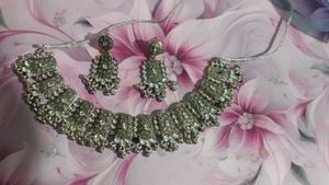 Elegant Silver Necklace &amp; Earrings