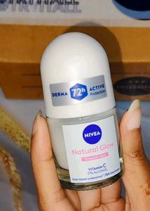 combo of face wash + night gel + underarms roll-on
